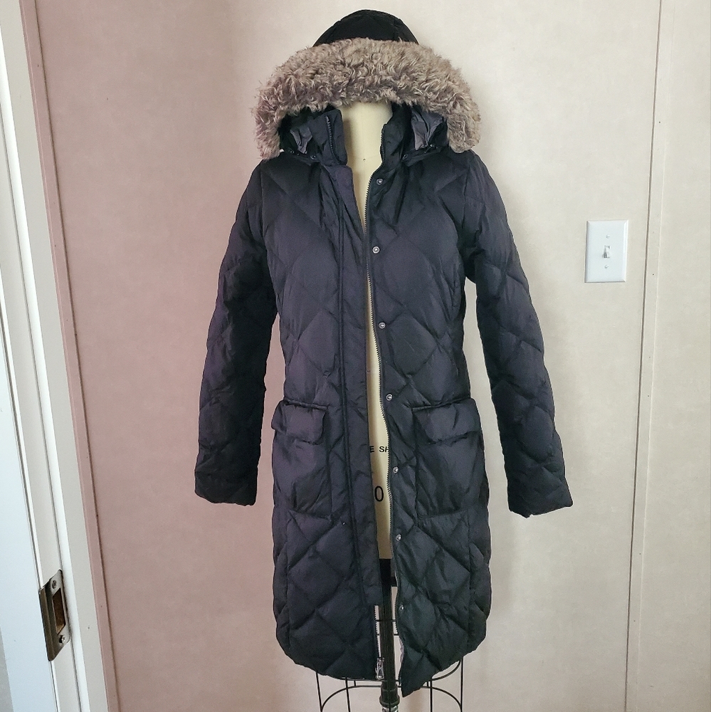 The North Face 550 Puffer Jacket